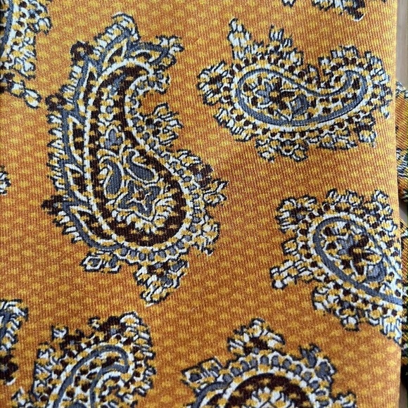 Isaia Napoli Italian 7 fold silk necktie new with tags gorgeous paisley print - Picture 2 of 6
